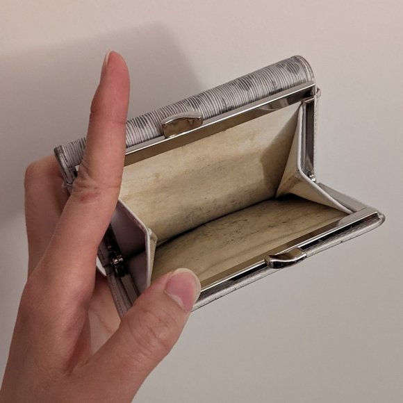 Authentic Patrick Cox Tri-fold Wallet - Picture 4 of 8